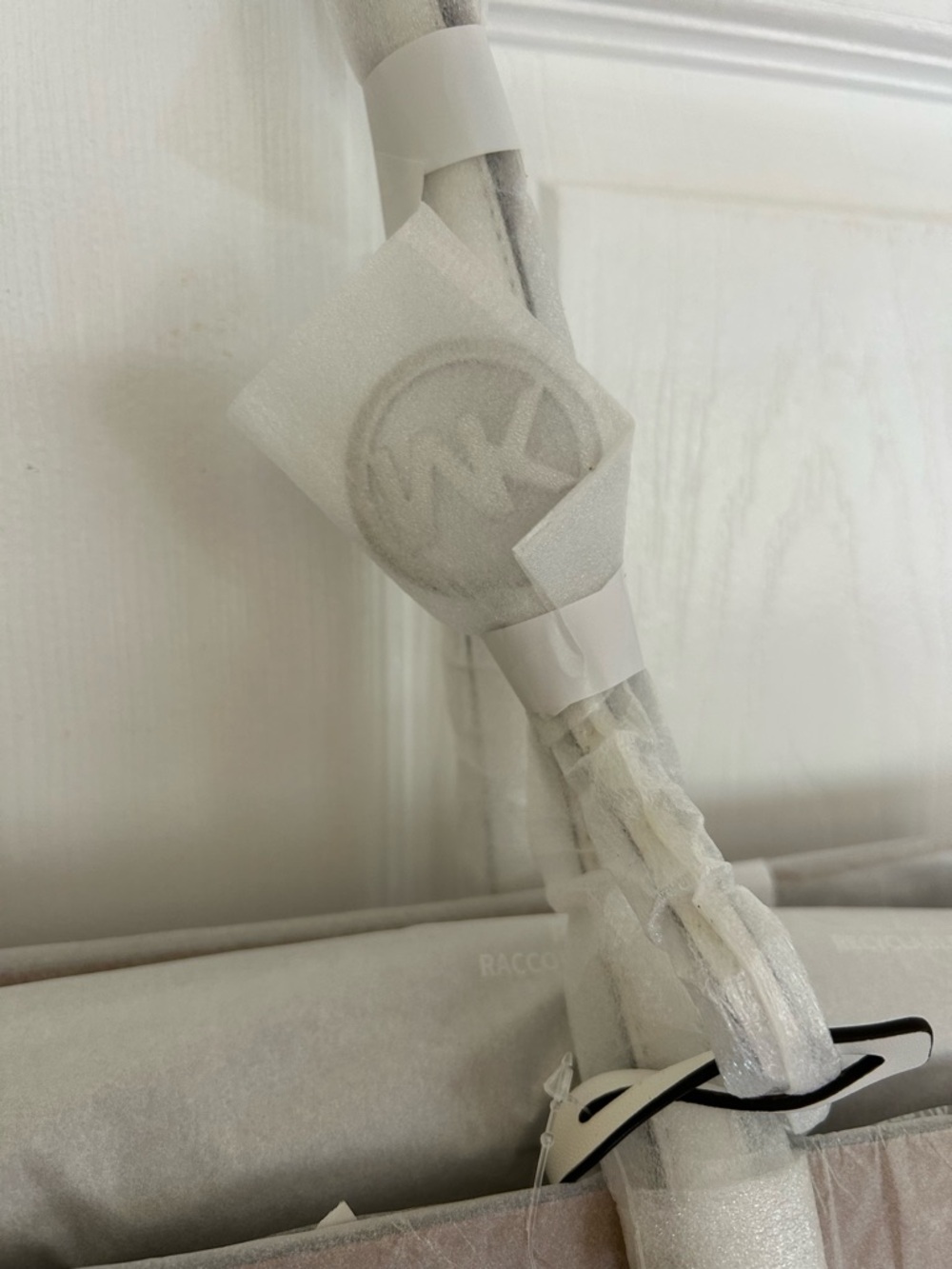 Michael Kors Tote with Multicolor Luggage Tag Print - Picture 6 of 7